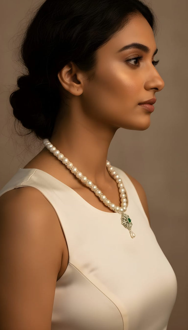 Pearl necklace with matching earrings